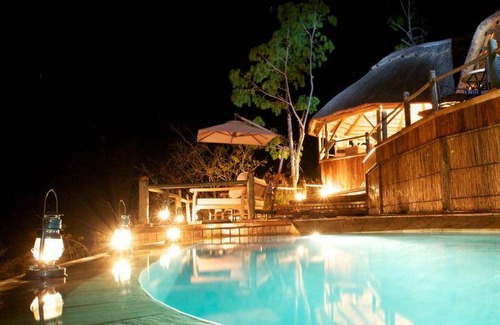 Selous Game Reserve Cabine | 32 m² Chalet ∙ 2 personnes