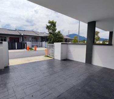 Seremban Maison | 325 Rimbun Aman Labu Seremban