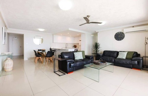 Surfers Paradise Appartement | Absolute Luxury at an Affordable Price
