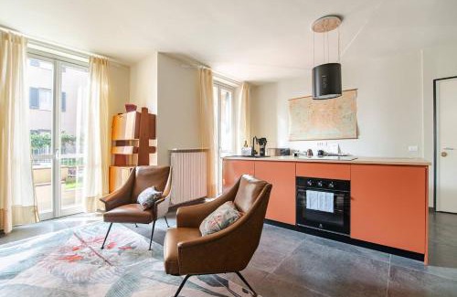 Pavia Appartement | 33 BORGO TICINO Lux Free Parking & Private Garden