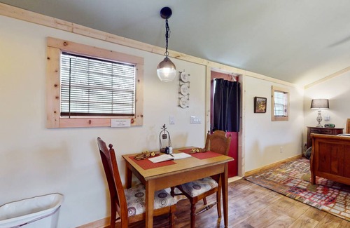 Ledbetter Cabine | 33 m² Chalet ∙ 1 chambre ∙ 2 personnes