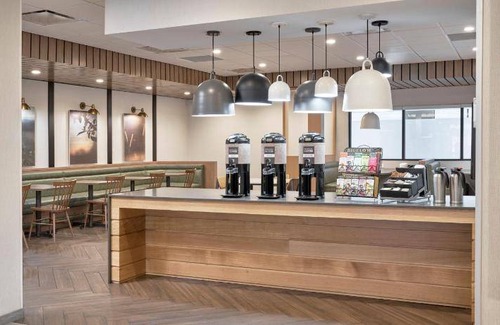 Okanagan-Similkameen Hôtel | 33 m² Hôtel ∙ 127 personnes