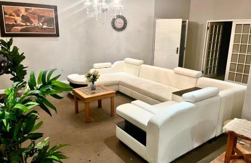 Brooklyn Maison | 337 Justice Mahomed Guest House