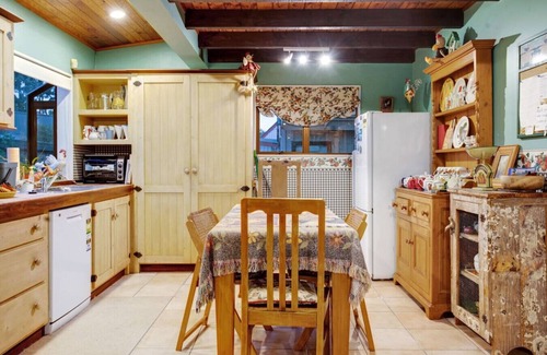 Whitford Maison | 338 Clifton Road, Whitford, Auckland 2571