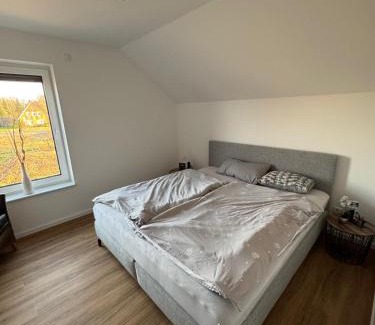 Westoverledingen Appartement | -33a- Exklusive FeWo Papenburg - Westoverledingen - Grenzweg -