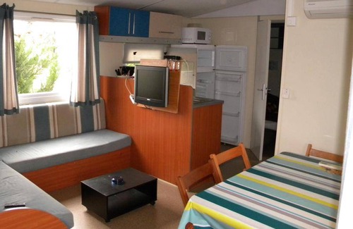 Fumel Maison | 34 m² Mobil-home ∙ 3 chambres ∙ 6 personnes