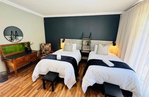Flora Park Maison | 34 Saligna st - 6 Guests Self Catering