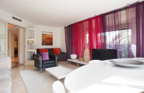 Diagonal Mar i el Front Maritim del Poblenou Appartement | 342 Beach Apartment w/Pool & Terrace II