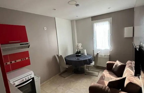 Villiers-le-Bel Appartement | 35 m² Appartement ∙ 1 chambre ∙ 6 personnes