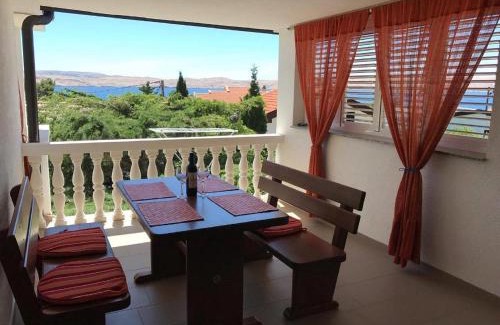 Ribarica Appartement | 35 meters from sea Apartment Keser and House