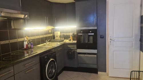Pallud Appartement | 35m2 Hauts d'Albertville Terrasse avec Vue