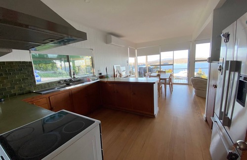 Mallacoota Maison | 37 - 39 Karbeethong Avenue, Mallacoota