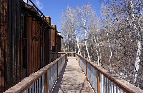 Mountain Valley Copropriété | 37 Mountain Laurel Drive 2br 2 Bedroom Home by Redawning
