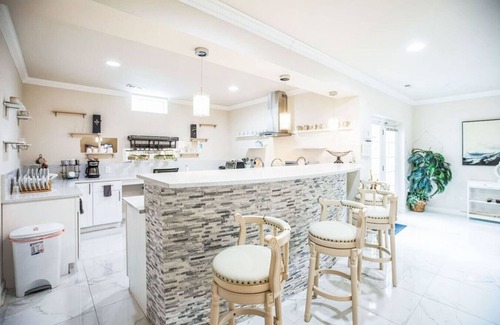 Fairland Maison | 372) Luxurious 3BR Home!