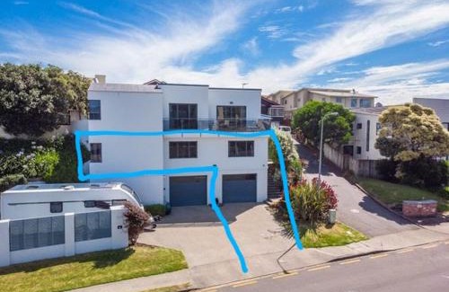 Paraparaumu Beach Maison | 379 on Kāpiti