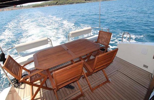 Mangalia Location De Bateaux | 38 m² Péniche ∙ 1 chambre ∙ 6 personnes