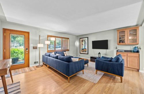 Bel Aire Maison | 3875 Dover St - Wheat Ridge
