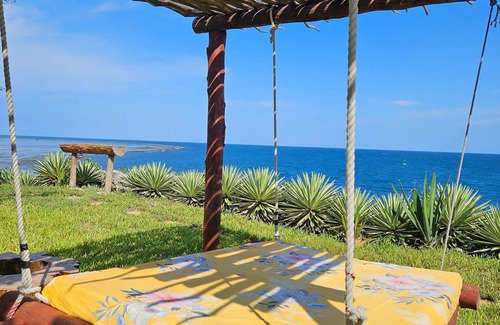 Shimoni Maison | Suite Turtle de 38m2 dans une Villa 560 m2, Vue sur l'Océan Indien