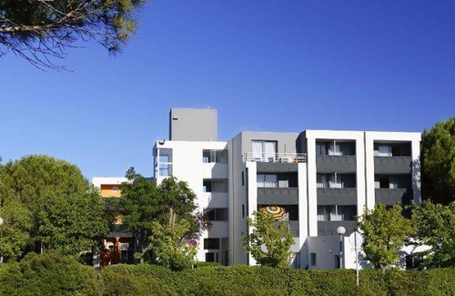Balaruc-les-Bains Hôtel | 39 m² Hôtel ∙ 10 personnes