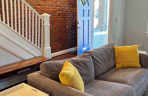 Brookland Maison | 3BD Spacious Brookland Home W Parking & By Metro