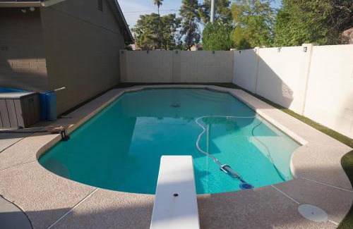 Tami Estates Maison | 3bdr Remodeled Scottsdale Desert Pool Oasis and Entertainment