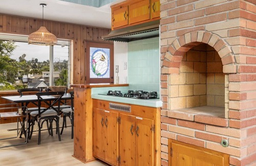 Olde Carlsbad Maison | 3bed Single Level Home