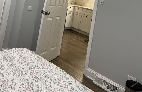 Chatham Maison | 3bedrooms 1bath.