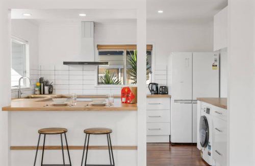 Brisbane Maison | 3Beds Value and Comfort Stay Airport CBD and Cafes