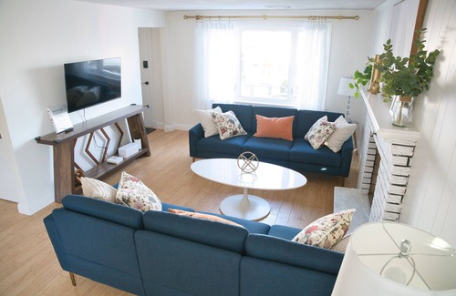 Malden Maison | 3BR/2BA Chic and Tranquil Magnolia House Near Boston