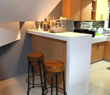 Naga Appartement | *3BR/*3Bath Fully Furnished Town House - BICOL