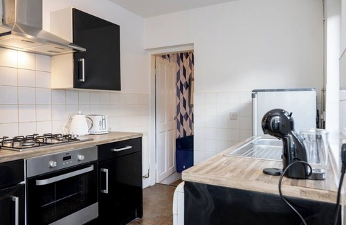 Stoke-on-Trent Maison | 3br-7guests-freeparking-pets-towncentre