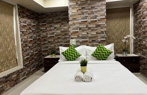Parel Appartement | 3BR Aparment in Parel by Flora Stays