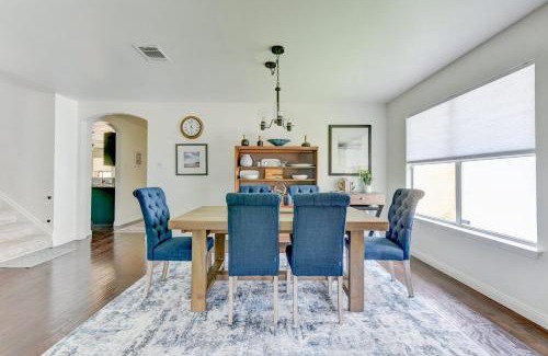 Austin Maison | 3BR family home with backyard