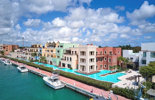 Cap Cana Marina Copropriété | 3BR Getaway Pool & Sunset Views in Cap Cana + complementary Airport Transfer