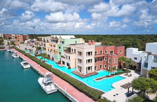 Cap Cana Marina Copropriété | 3BR Getaway Pool & Sunset Views in Cap Cana + complementary Airport Transfer