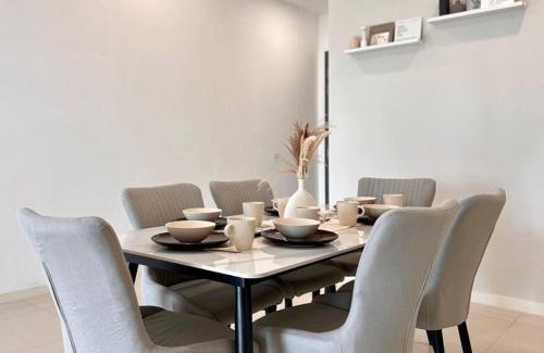 Taman Bukit Mewah Appartement | 3BR-Mocha-Paradigm Residence by Guesthouse-6-8Pax