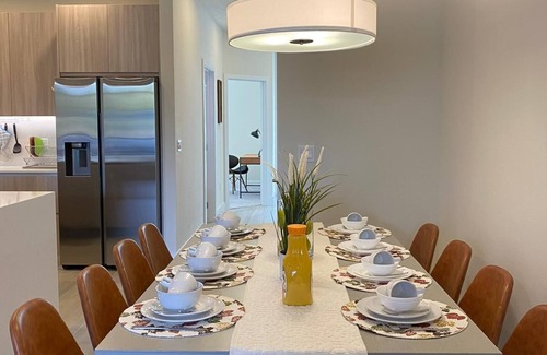 Silver Creek Maison | 3BR Pool Home + Bonus Lounge w/Daybed WiFi Sleeps 10