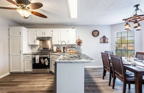 Conway Appartement | 3BR Spacious Home w/ Game Room & Themed Bedroom