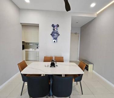 Taman Bukit Mewah Appartement | 3BR The Luxurie at Paradigm Mall Residences