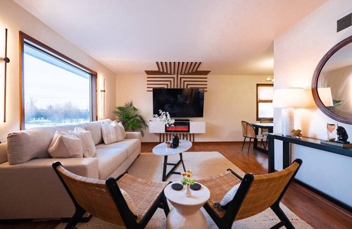 Lawrence Appartement | [3BR] The Mocha StayAwhile Retreat