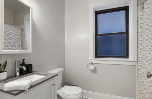 Hyde Park Appartement | 3BR Vibrant Apartment in Hyde Park - Bstone 5310-1