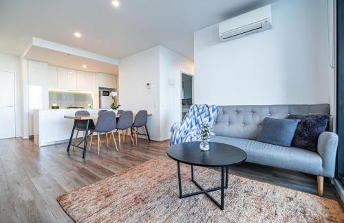 Footscray Appartement | 3br2ba Apt In Footscarypoolcar Parkwifi