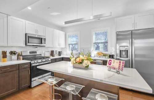 East Somerville Appartement | 3BR2Bth TD Garden,MIT,Harvard,BOS,2 Parking Spaces