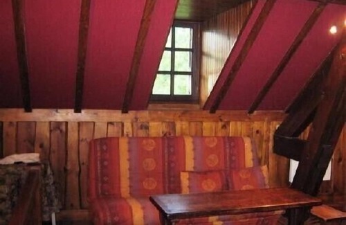 Pailhac Cottage | Beau gite 3étoiles à caractère montagnard dans petit village pyrénéen