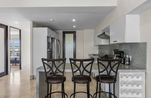 Palmar de Aramara Appartement | 3rd-Floor Gem w/Cruise Views & Rooftop Lounge