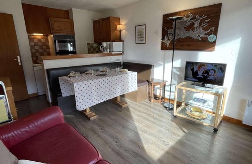 Praz-sur-Arly Appartement | 3.o piso, parking, tv, local para esquís, 35m², Praz sur Arly