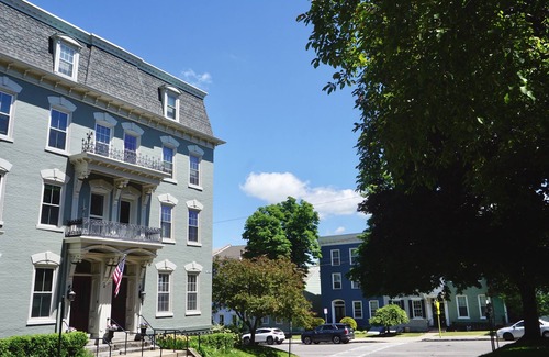South Main Street Appartement | 3ème des 4 Suites à Park House Genève; dans le cœur du quartier historique de Genève