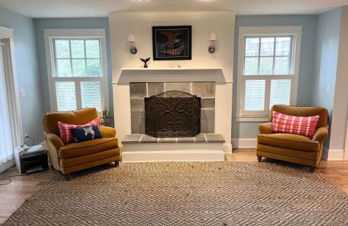 The Pines Maison | 3Rd street 1