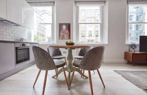 Holborn and Covent Garden Appartement | 3VH Virginia House Chic & Boutique Bloomsbury Sleeps 4