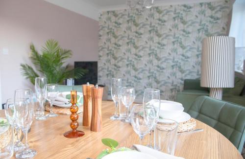 Sawston Appartement | 3x Bed Elegant House with Private Parking